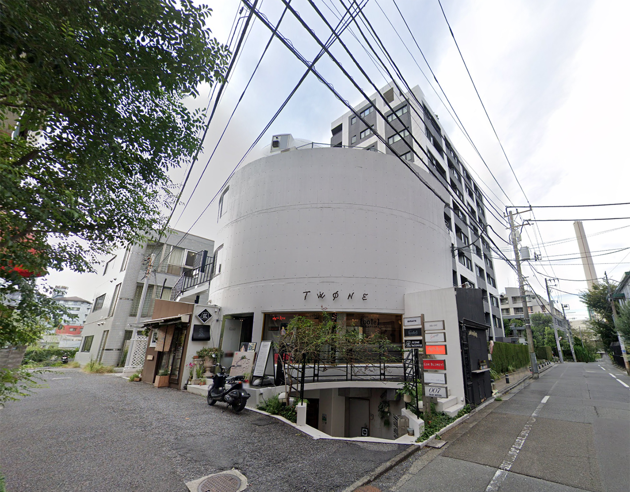 代官山駅徒歩3分　ログロード代官山至近の内装美麗なカレー居抜き店舗！